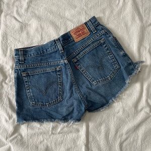 Vintage Levi’s 550 Cutoff Denim Shorts